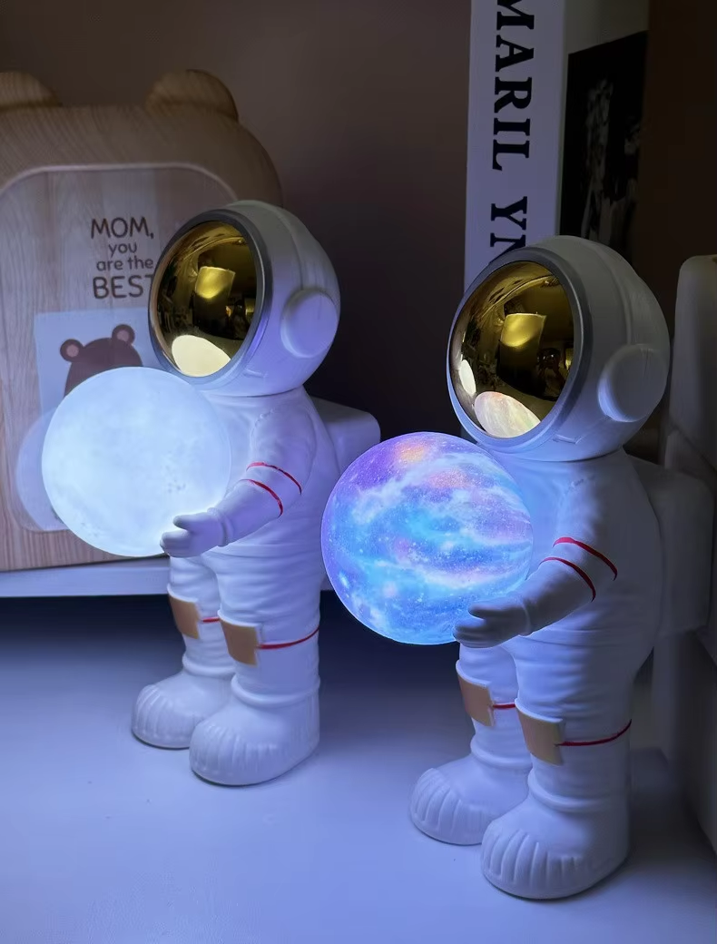 Astronaut 2in1 Moon Lamp with Bluetooth Speaker